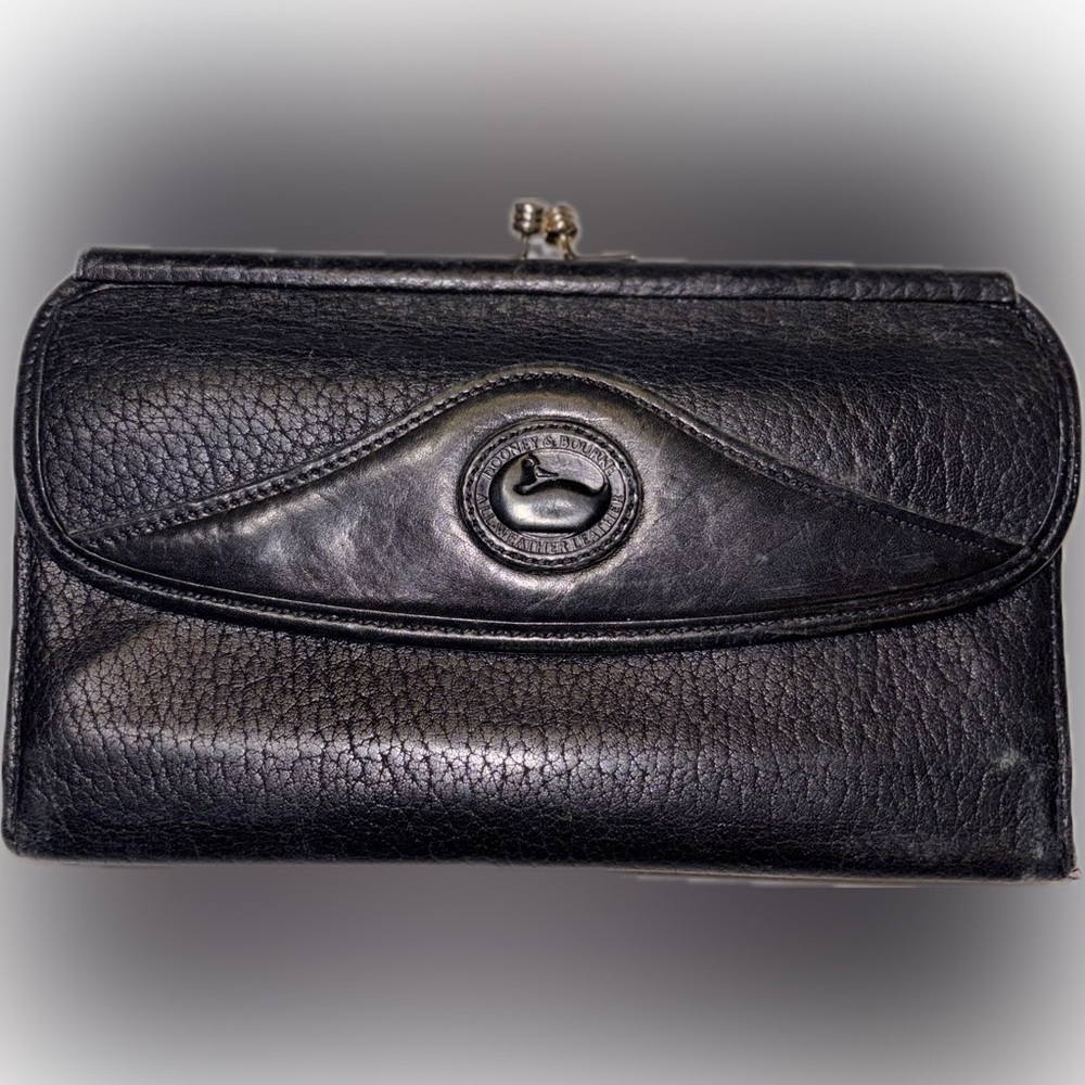 Vintage Dooney & Bourke Leather Kiss-lock Wallet